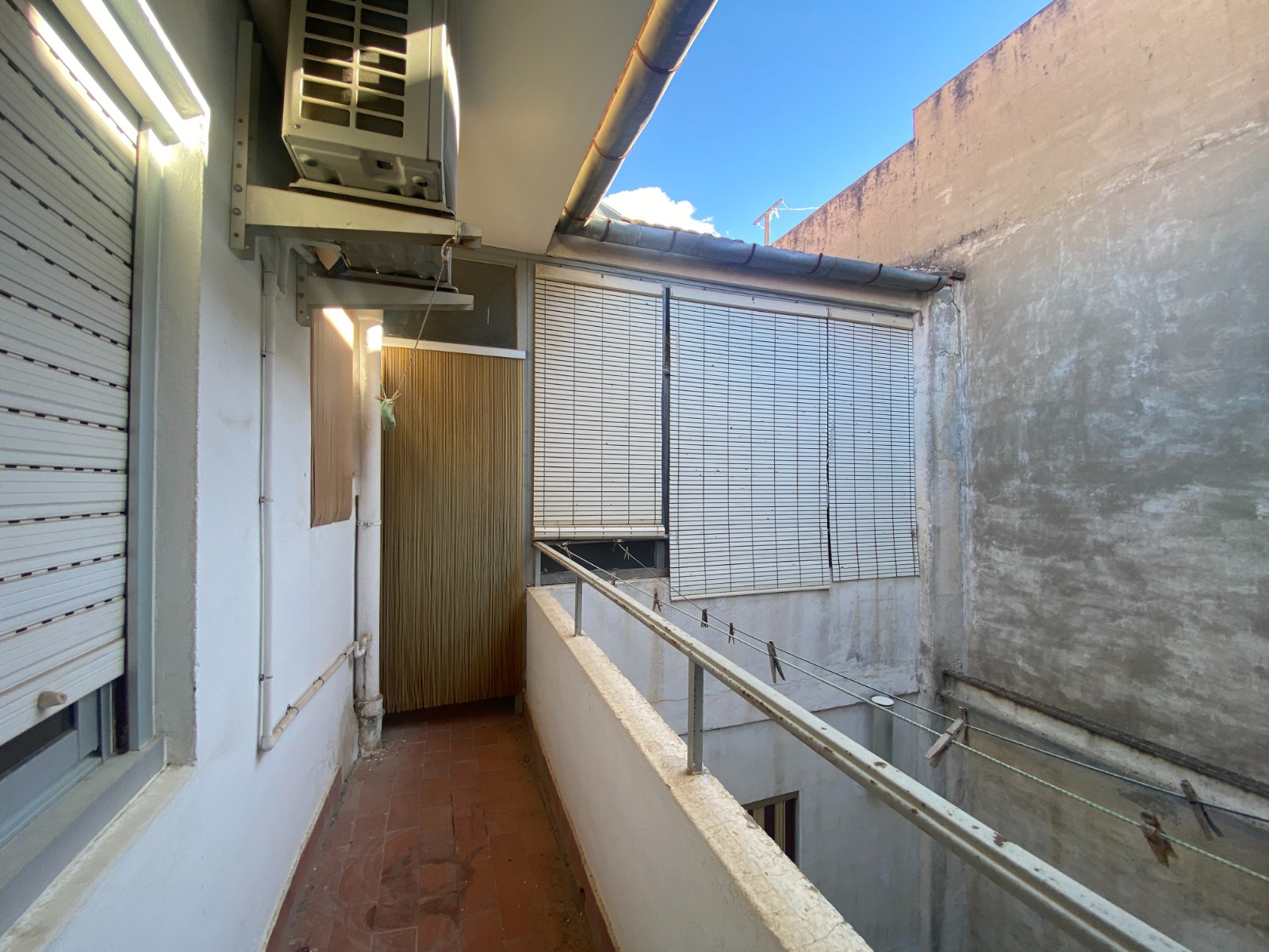 Three Bedroom Apartment in Salinas with Fireplace