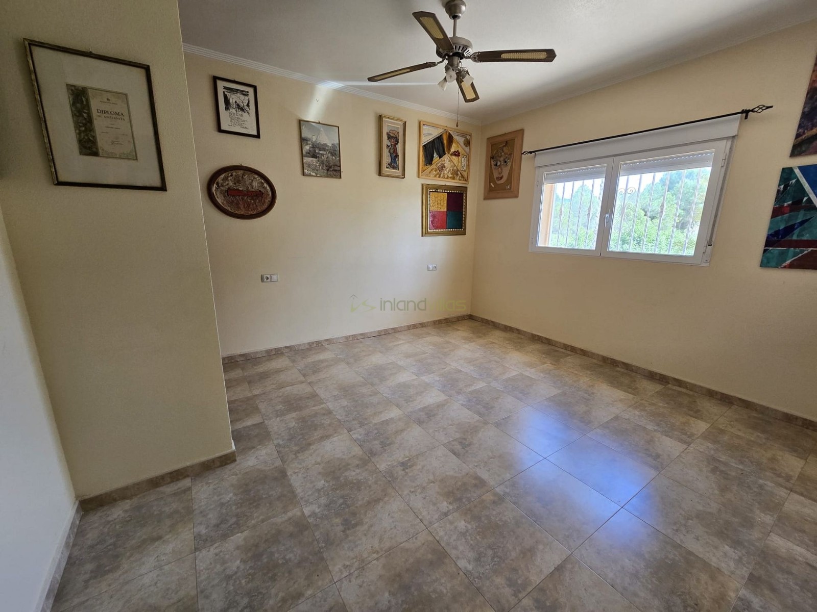 Villa with 4 Bedrooms in Sax, Alicante with Pool and Stables