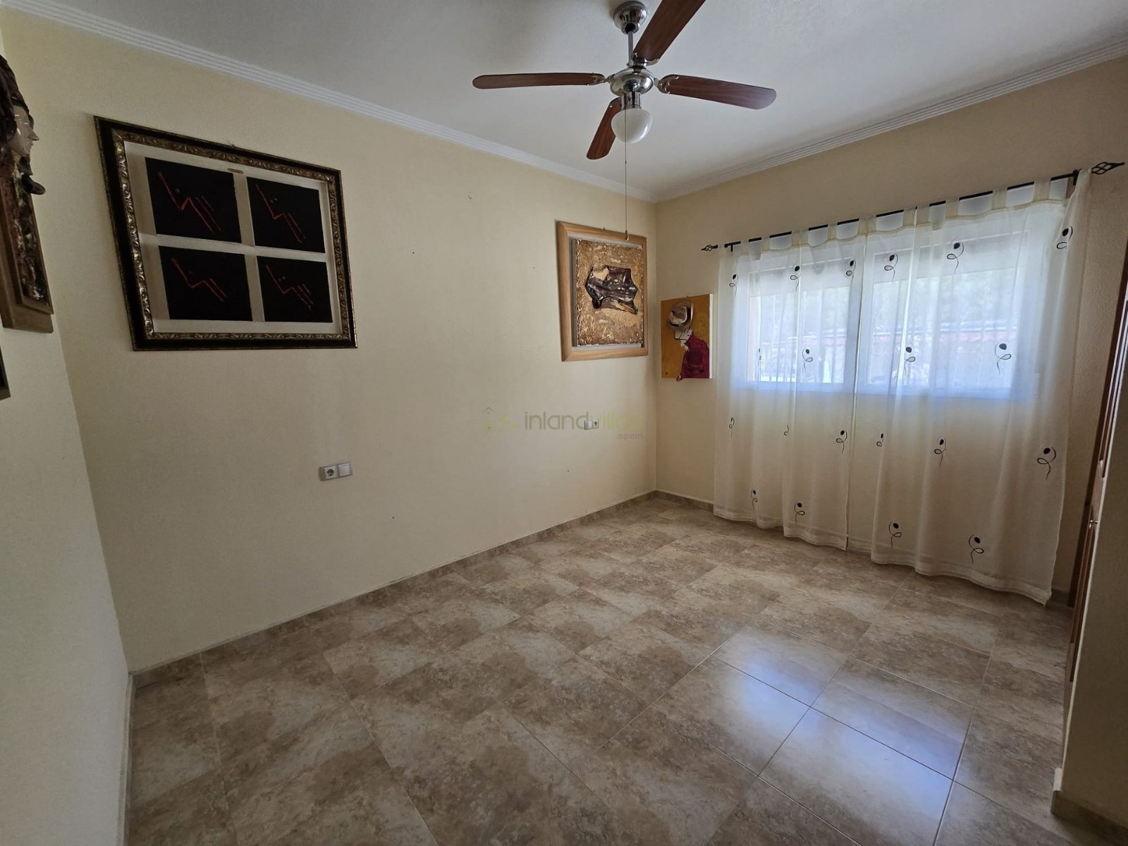 Villa with 4 Bedrooms in Sax, Alicante with Pool and Stables
