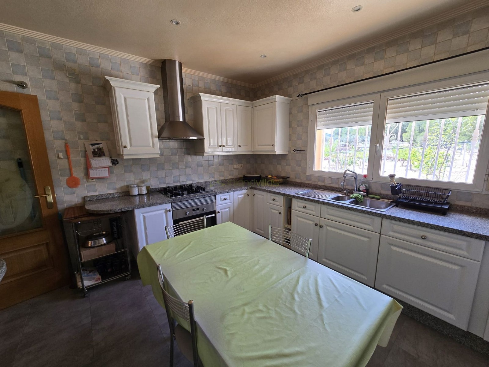 Villa with 4 Bedrooms in Sax, Alicante with Pool and Stables