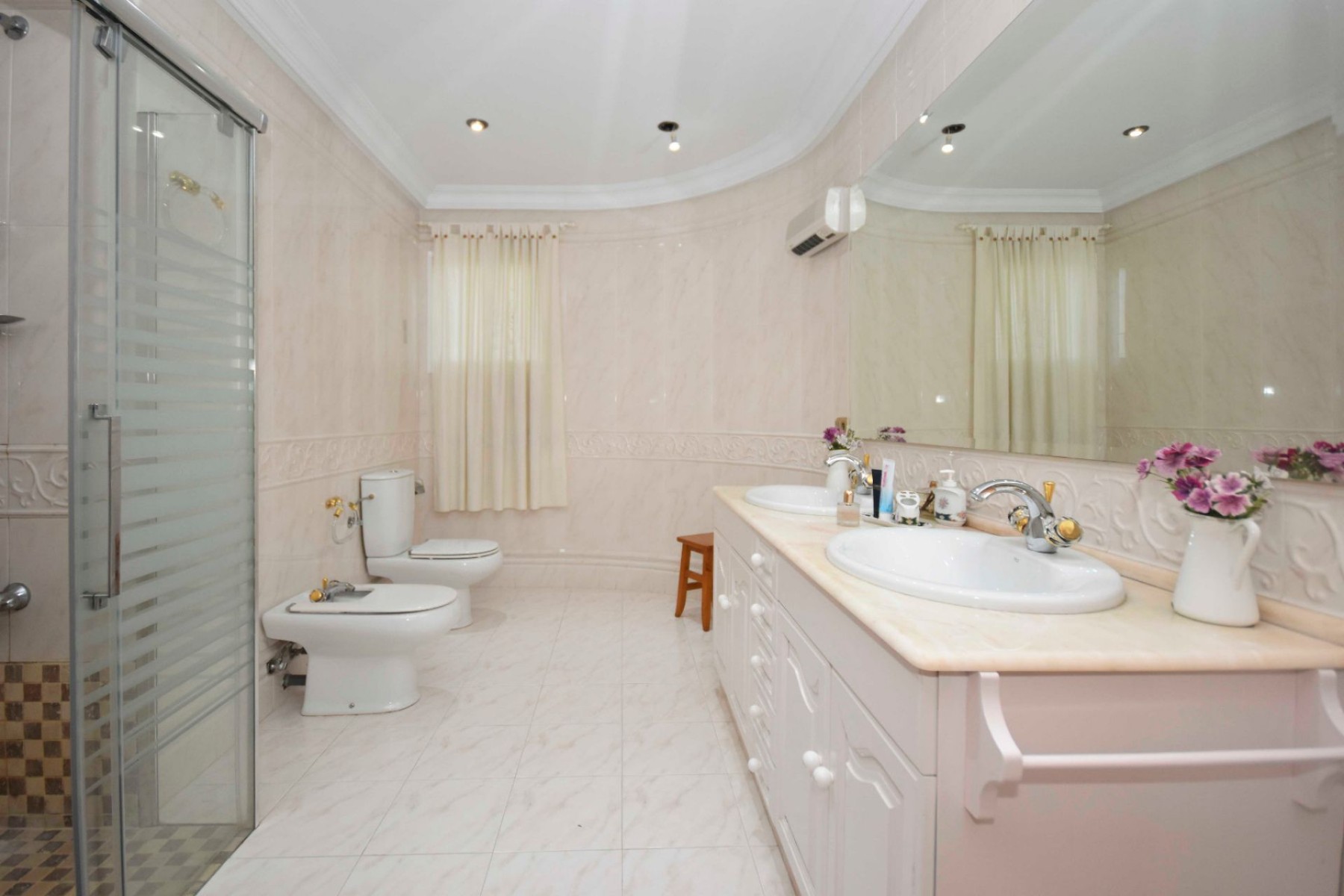 Villa with 7 Bedrooms and Pool in Orihuela, Mountain Views