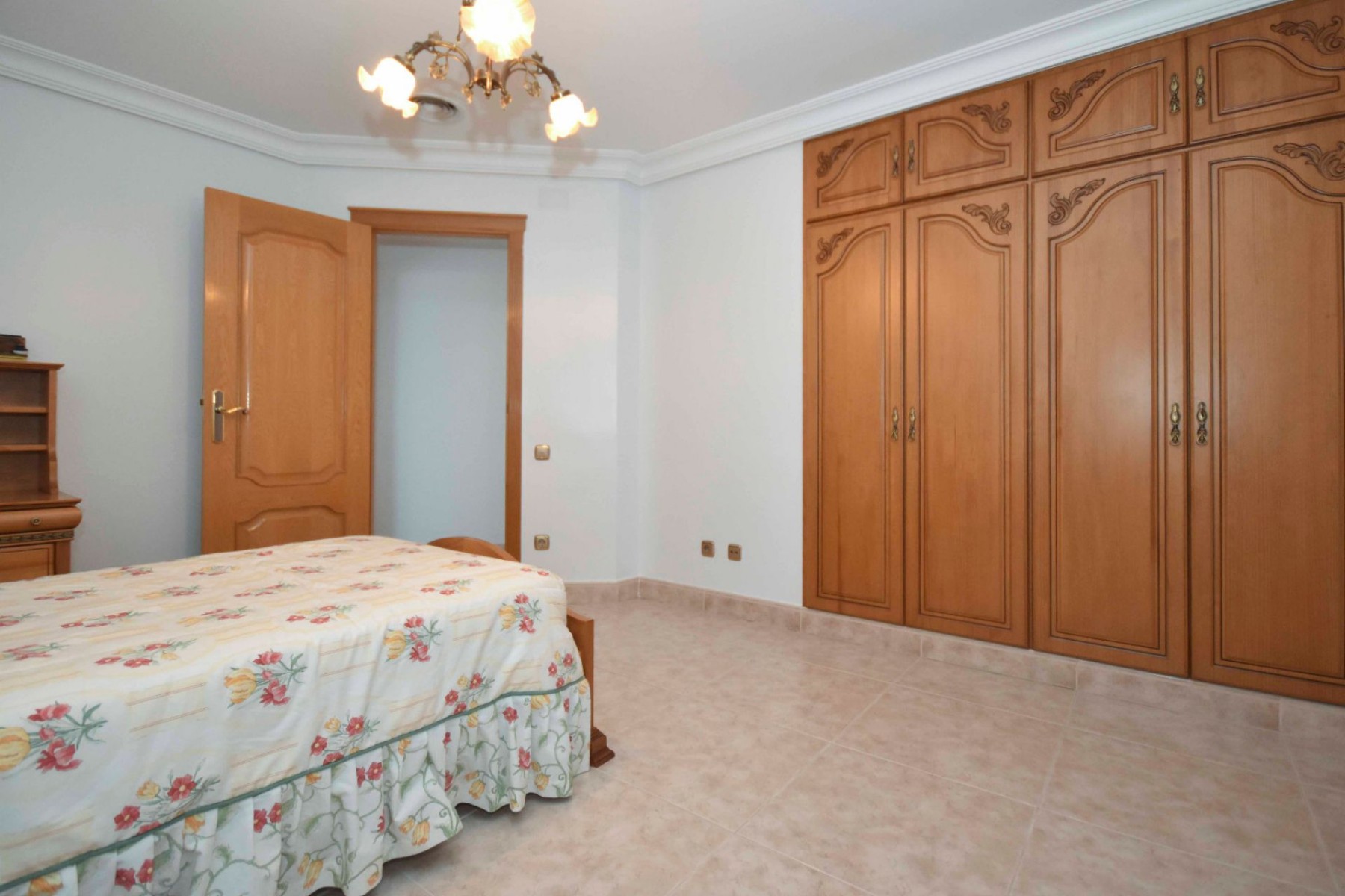 Villa with 7 Bedrooms and Pool in Orihuela, Mountain Views