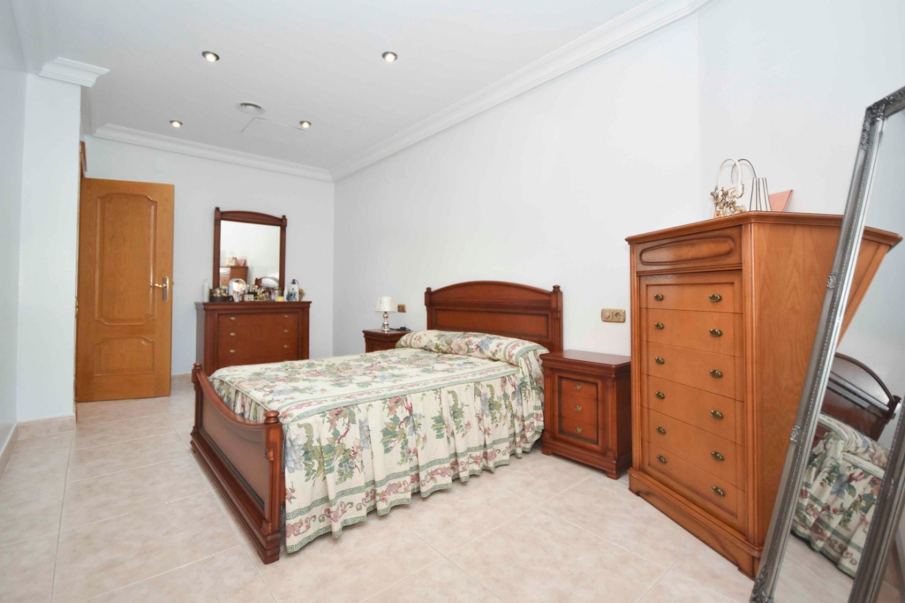 Villa with 7 Bedrooms and Pool in Orihuela, Mountain Views