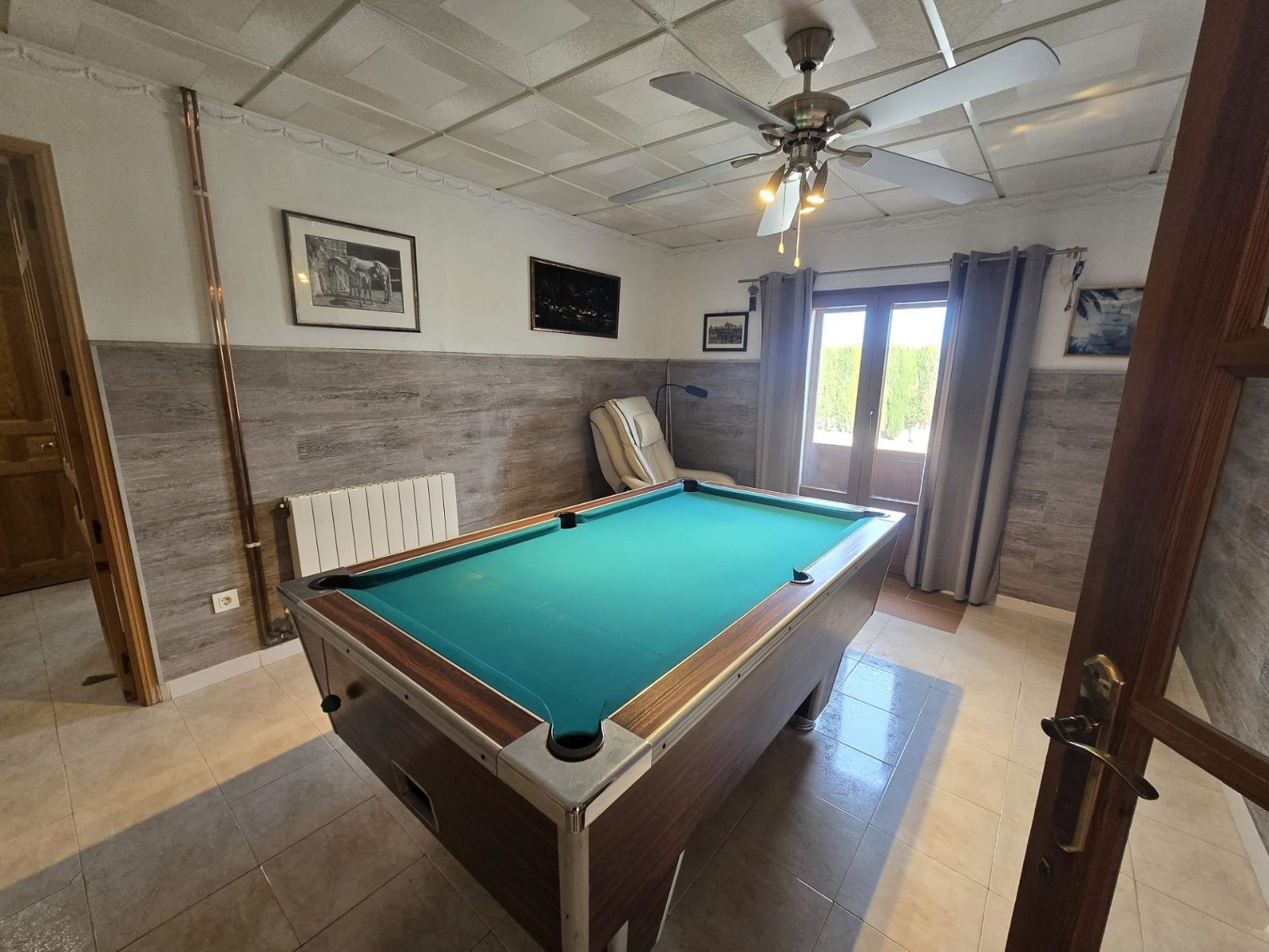 Villa, 5 Bedrooms, Villena, Large Plot with Pool