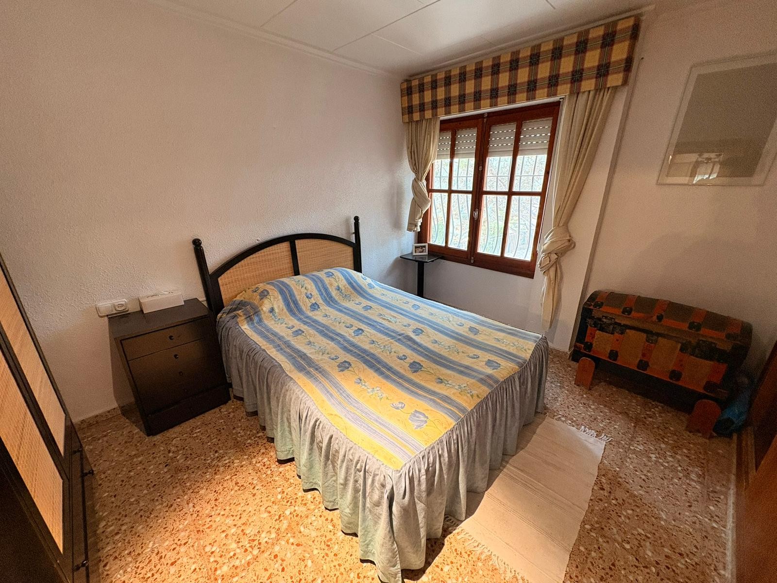 Villa, 4 Beds, Sax, Alicante with Private Pool and Large Plot