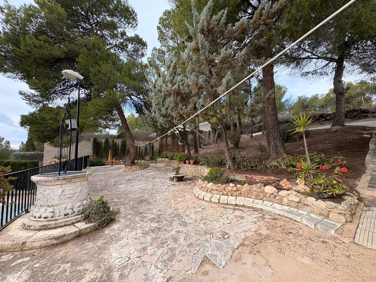 Villa, 4 Beds, Sax, Alicante with Private Pool and Large Plot