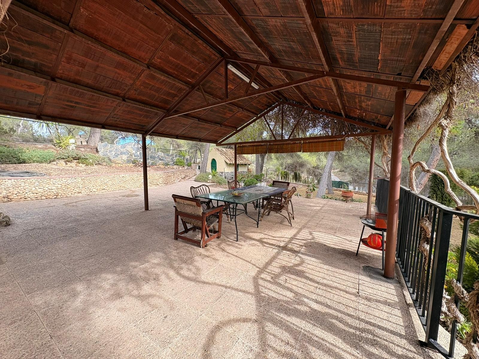 Villa, 4 Beds, Sax, Alicante with Private Pool and Large Plot