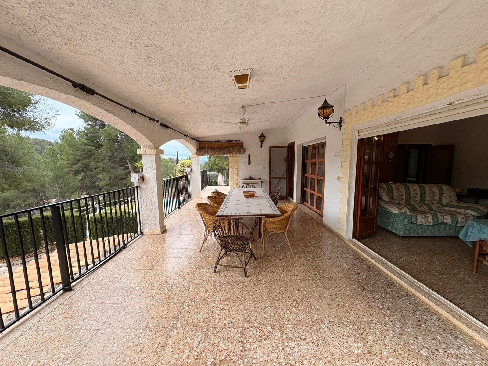 Villa, 4 Beds, Sax, Alicante with Private Pool and Large Plot