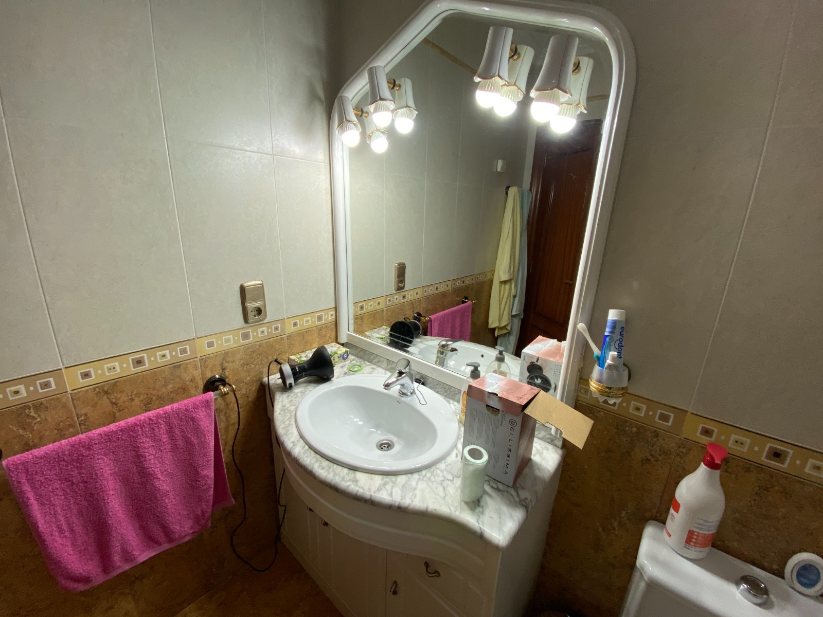 Herenhuis met 7 Slaapkamers in Sax, Alicante met Privézwembad