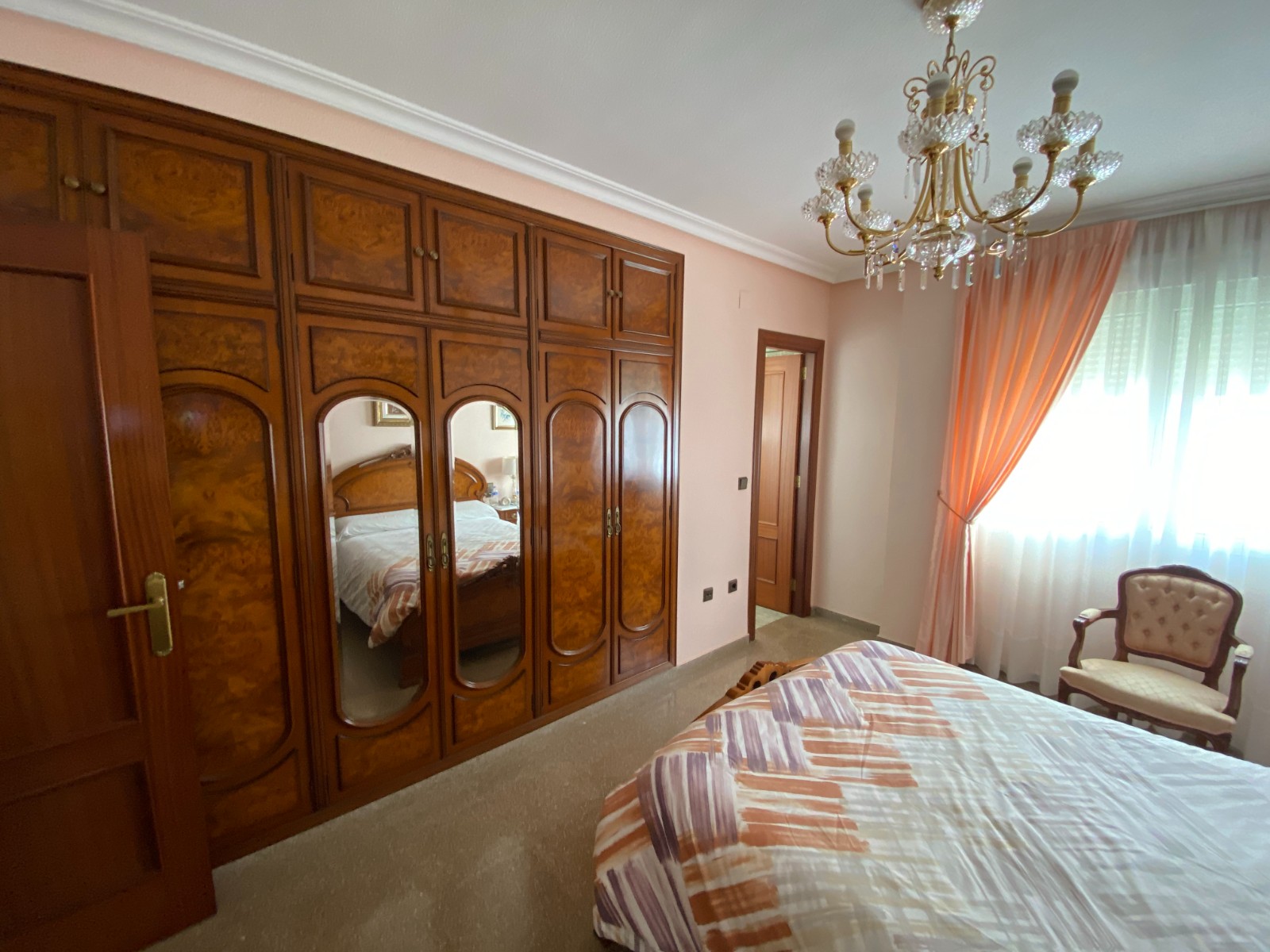 Herenhuis met 7 Slaapkamers in Sax, Alicante met Privézwembad