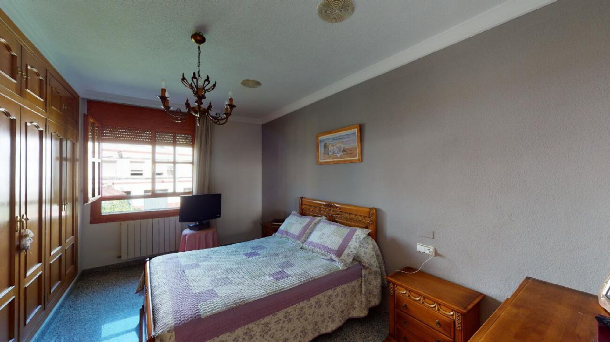 Herenhuis met 4 Slaapkamers in Sax, Alicante met Zwembad en Garage