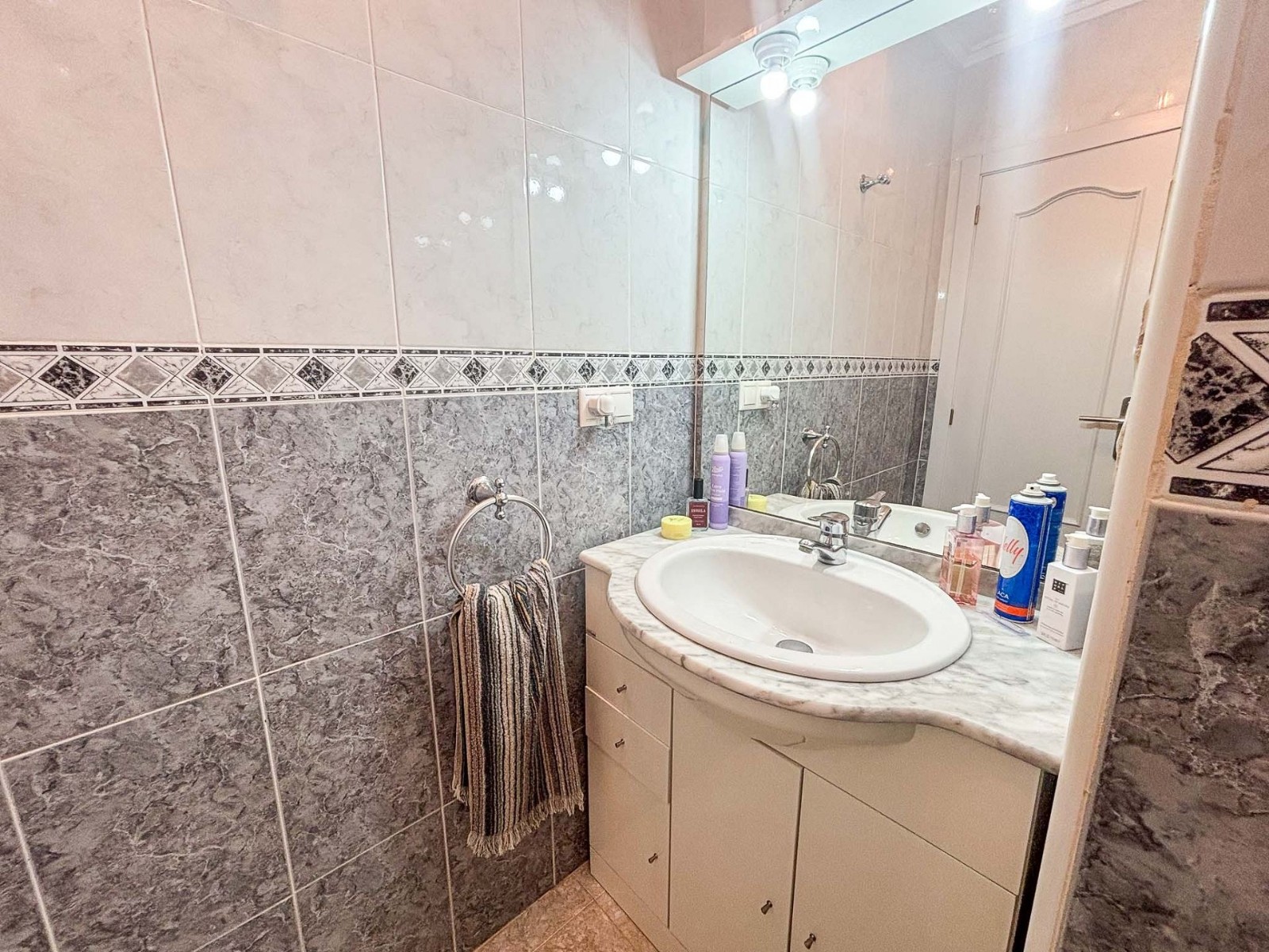Villa with 5 Bedrooms in Monforte del Cid with Private Pool