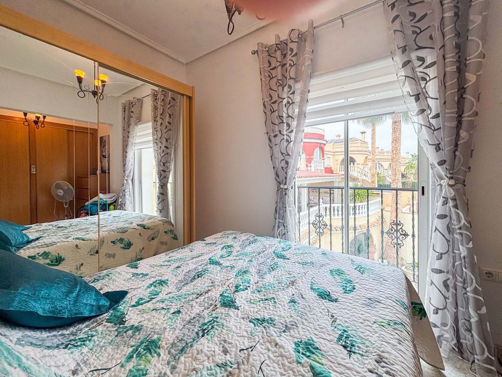 Villa with 5 Bedrooms in Monforte del Cid with Private Pool