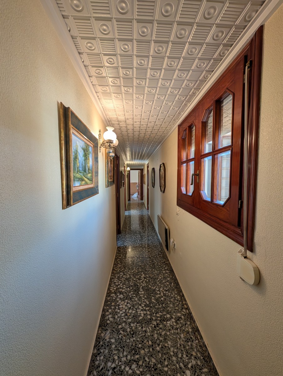Apartment with 4 Bedrooms in Sax with Lift and Views