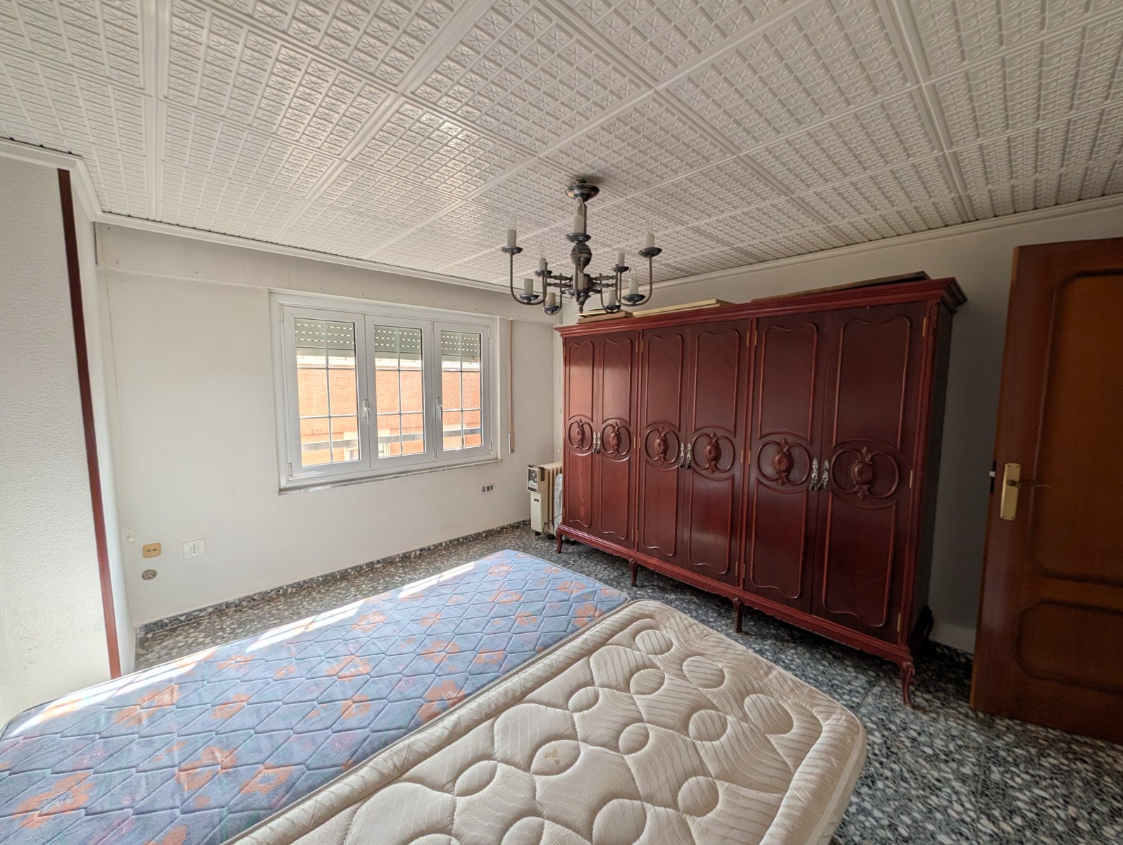 Apartment with 4 Bedrooms in Sax with Lift and Views