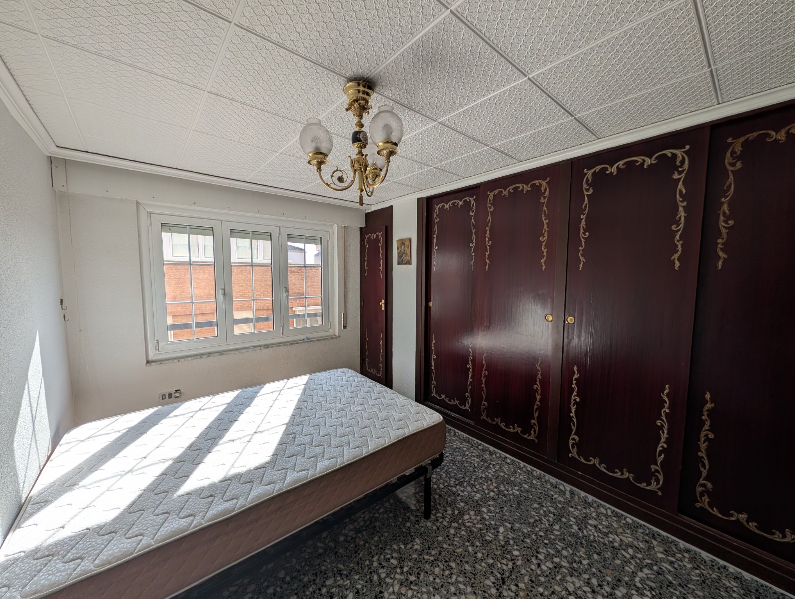 Apartment with 4 Bedrooms in Sax with Lift and Views