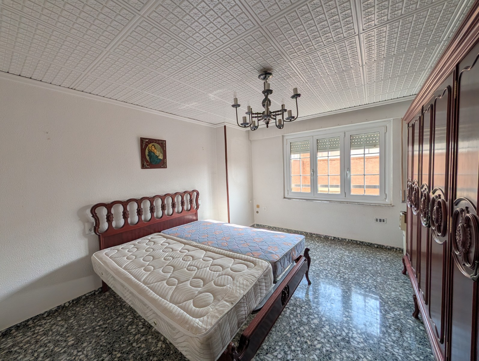 Apartment with 4 Bedrooms in Sax with Lift and Views