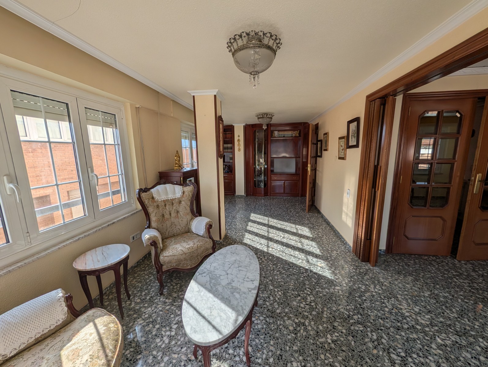 Apartment with 4 Bedrooms in Sax with Lift and Views
