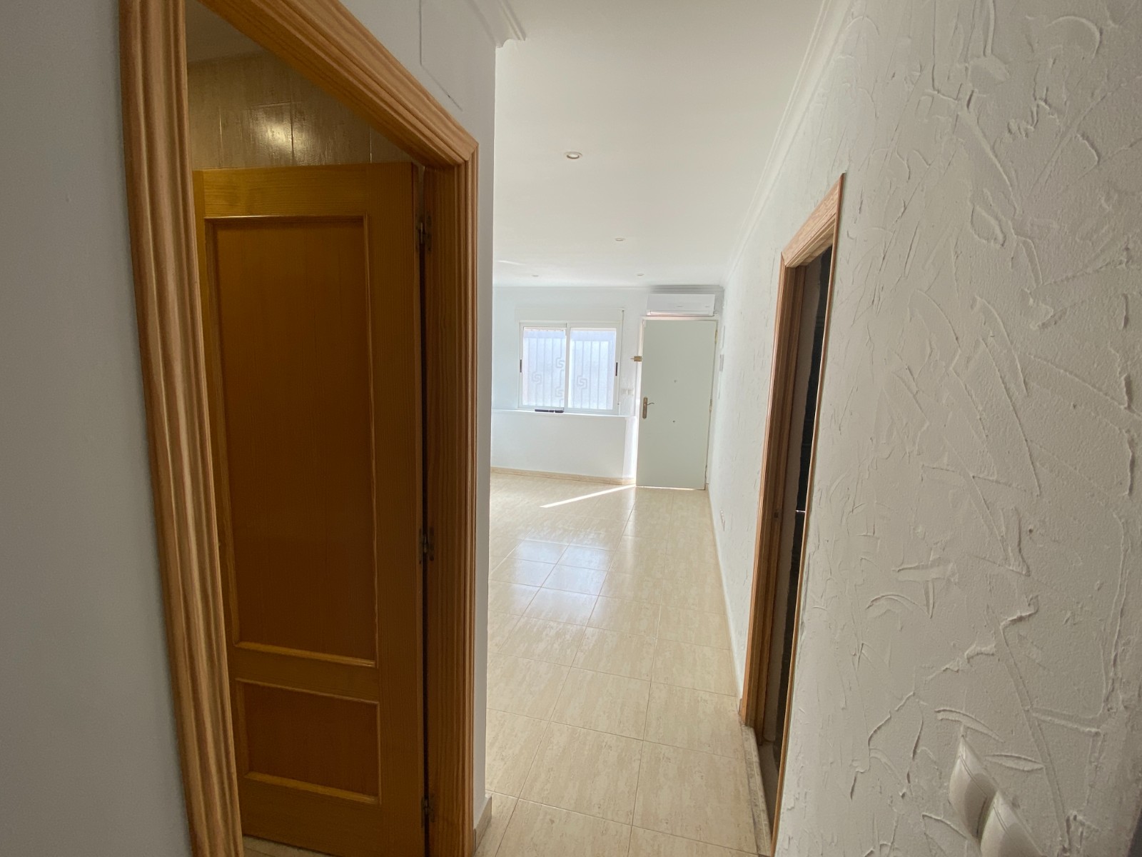 Townhouse with 4 Bedrooms in Salinas Offering Open Views