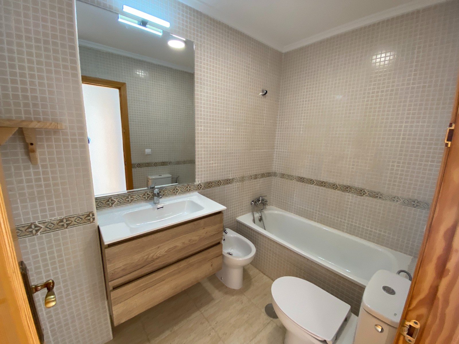 Townhouse with 4 Bedrooms in Salinas Offering Open Views