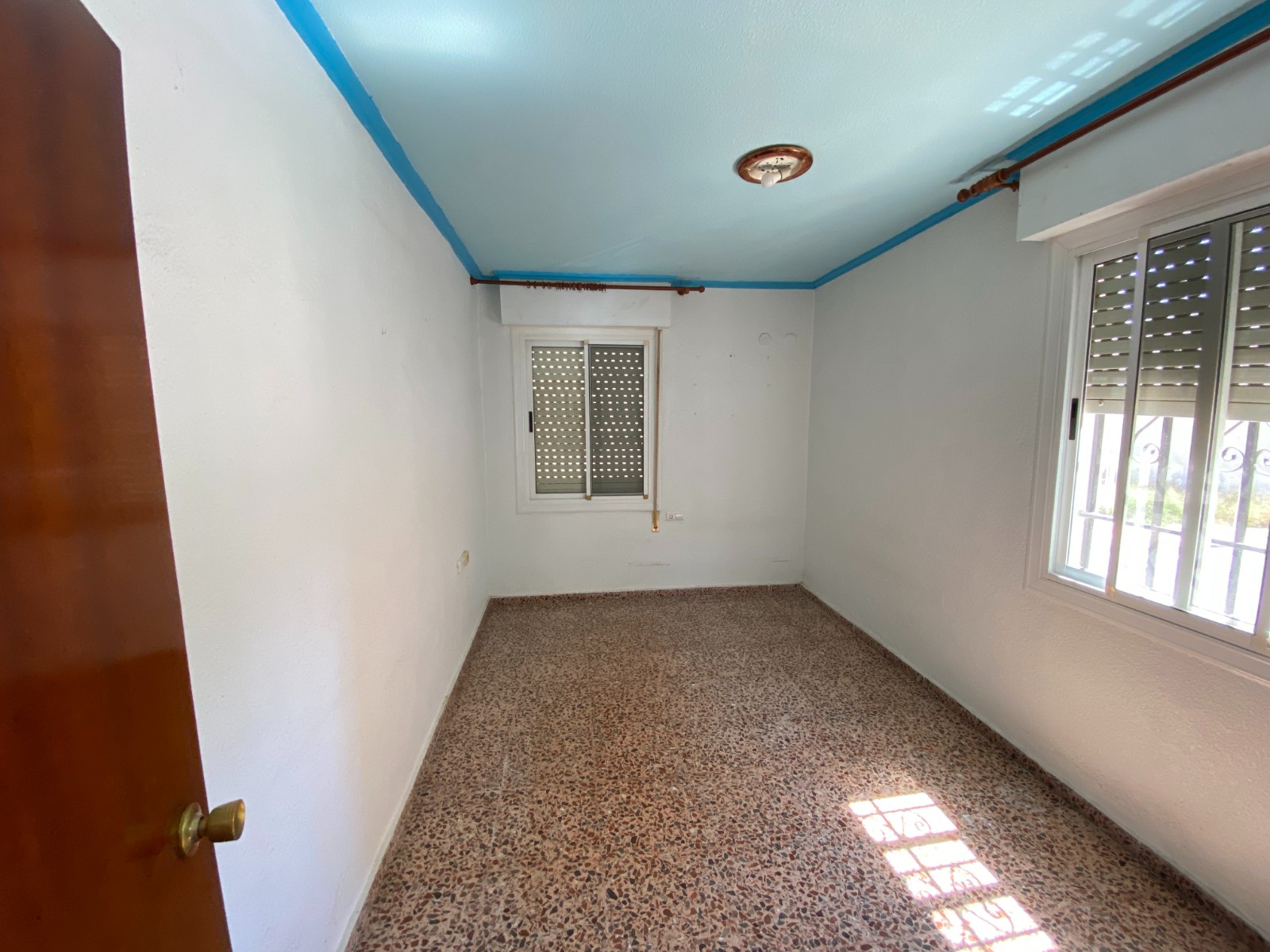 Appartement met 3 Slaapkamers in Sax, Alicante met Privé Ingang
