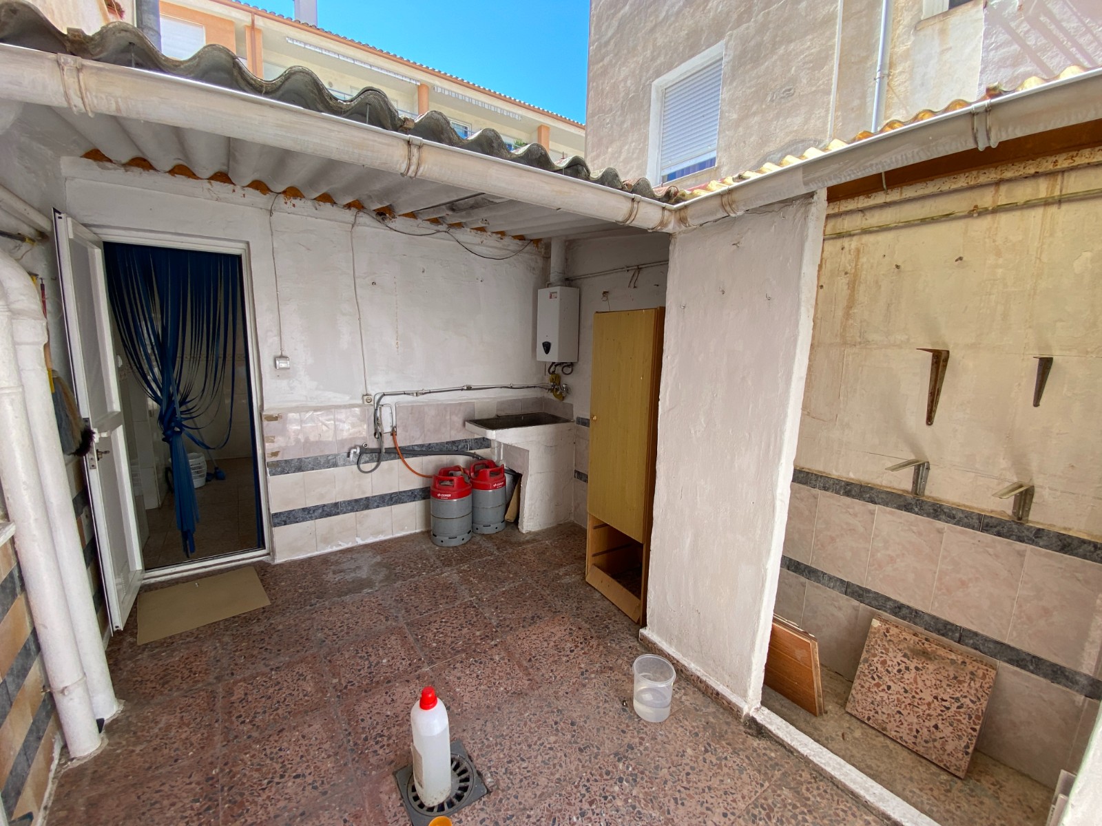 Appartement met 3 Slaapkamers in Sax, Alicante met Privé Ingang
