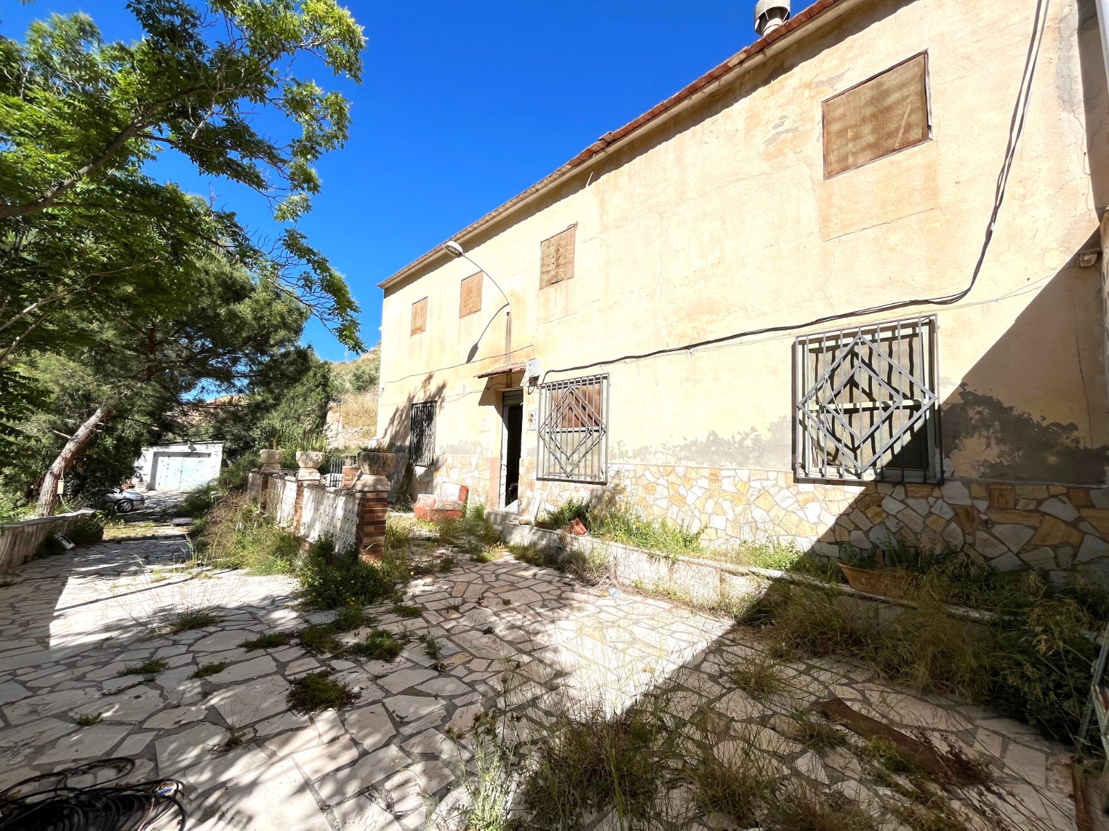 Finca met 3 Slaapkamers in Petrer, Alicante met Groot Perceel