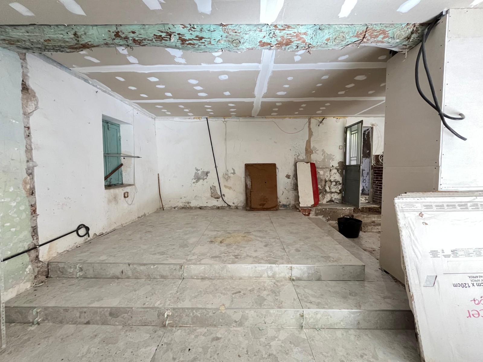Finca met 3 Slaapkamers in Petrer, Alicante met Groot Perceel