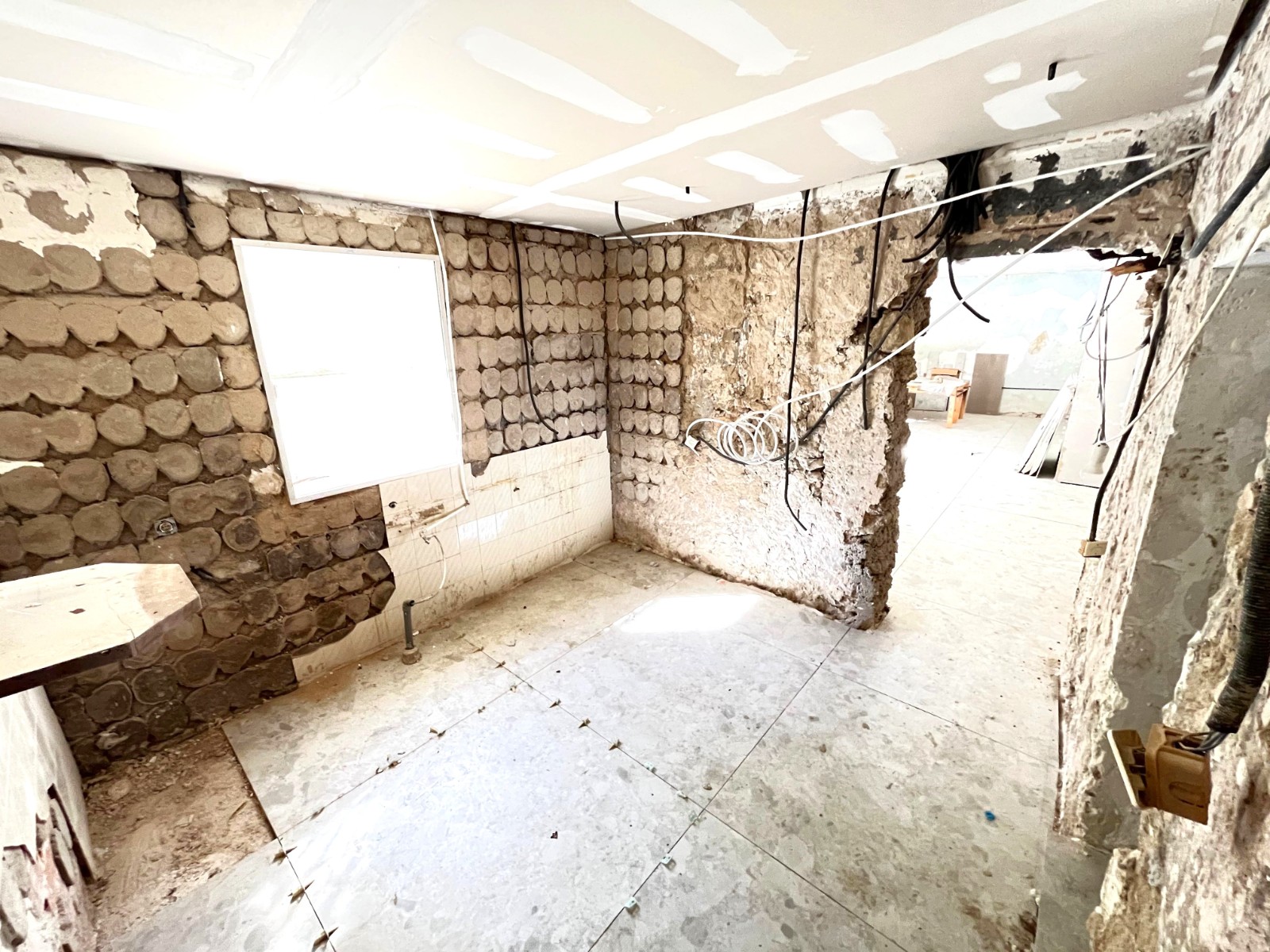 Finca met 3 Slaapkamers in Petrer, Alicante met Groot Perceel