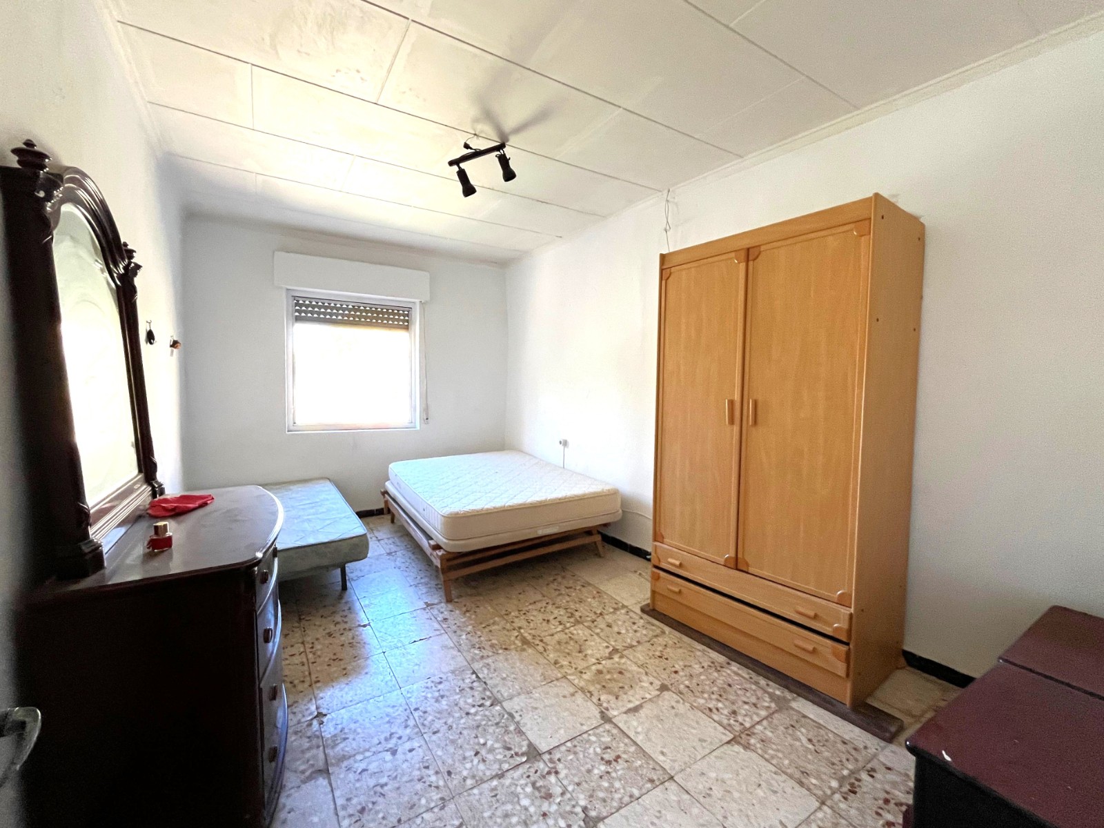 Finca met 3 Slaapkamers in Petrer, Alicante met Groot Perceel