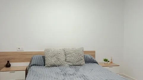 Begane Grond Woning met 4 Slaapkamers in Elda, Gedeeltelijk Gerenoveerd
