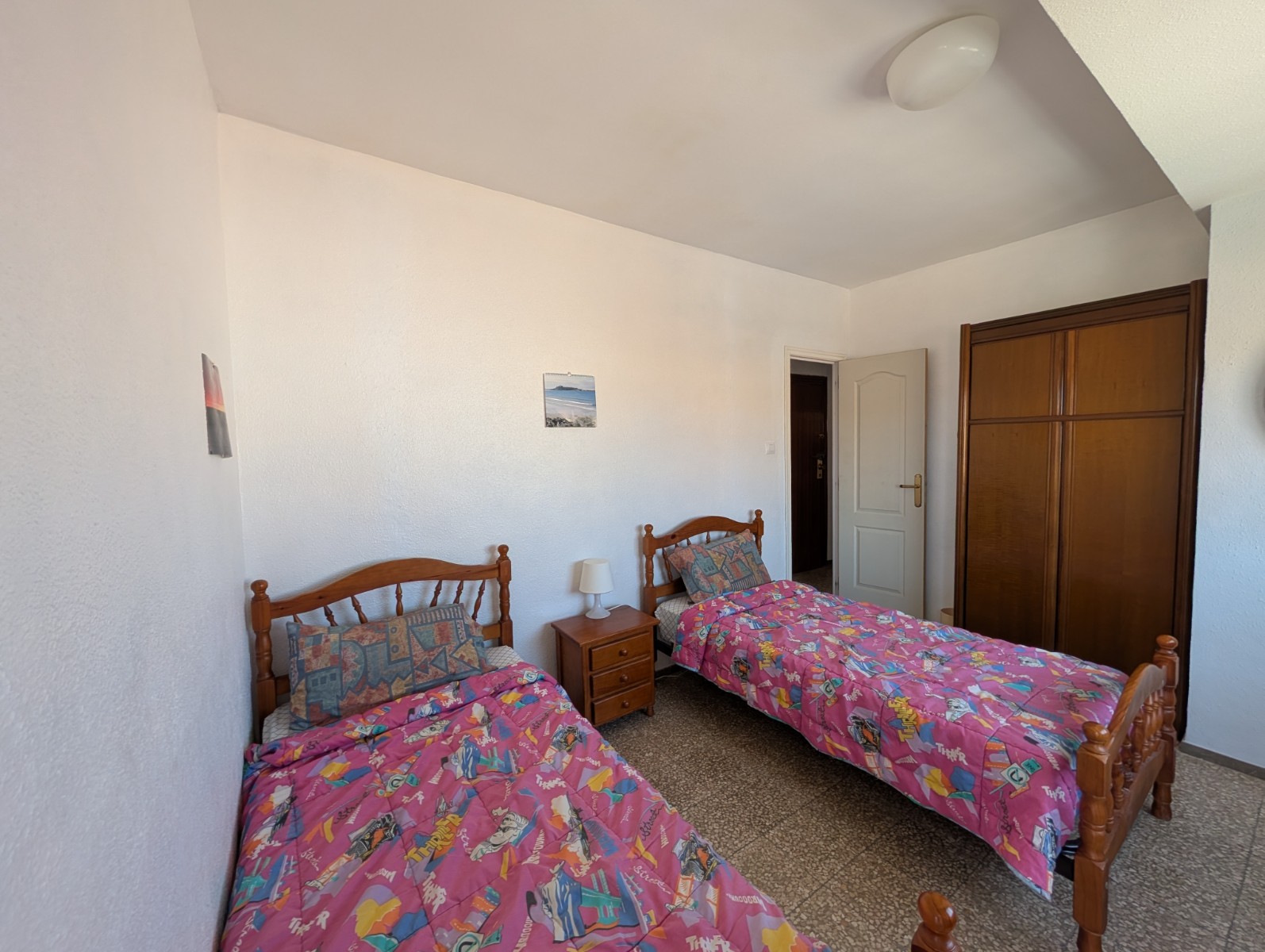 Three-Bedroom Apartment in El Campello with Sea Views