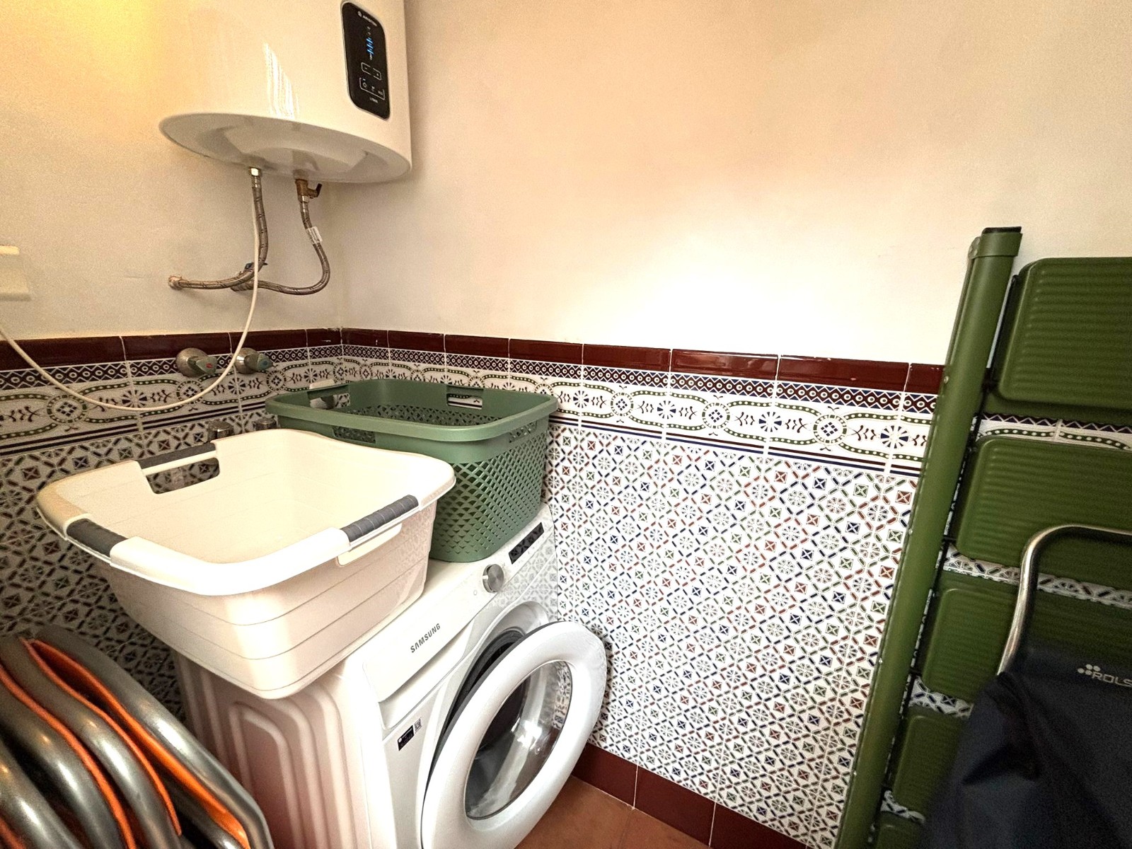 Rijwoning 4 Slaapkamers Sax met Overdekte Patio