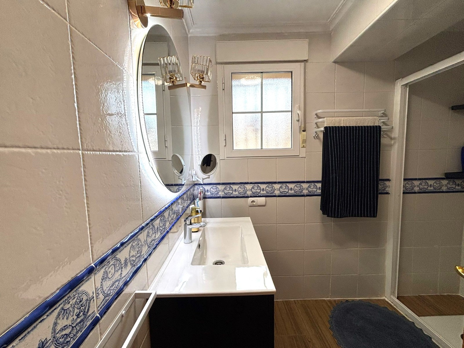 Rijwoning 4 Slaapkamers Sax met Overdekte Patio