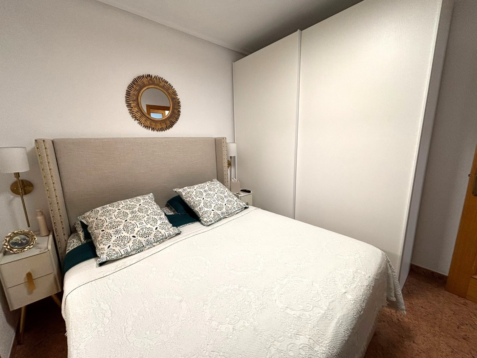 Rijwoning 4 Slaapkamers Sax met Overdekte Patio