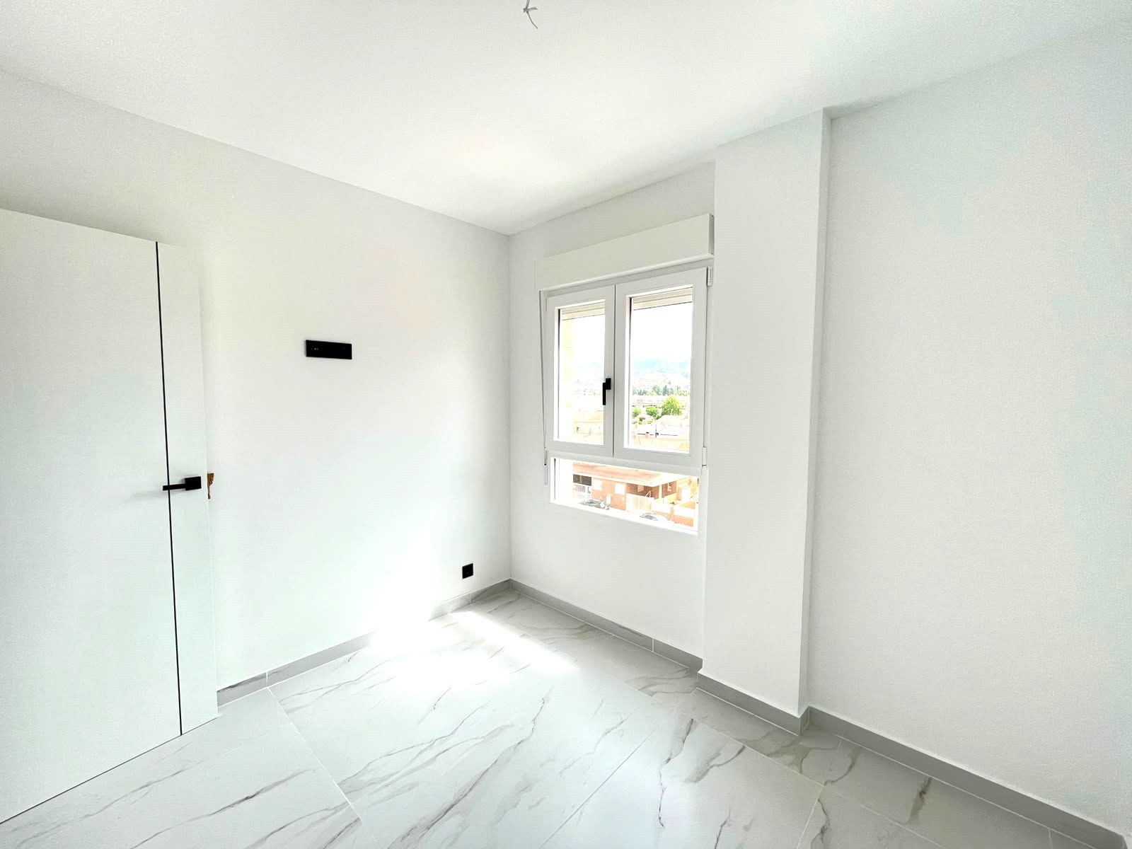Apartment 3 Bedrooms Petrer with Mount Cid Views and Parking