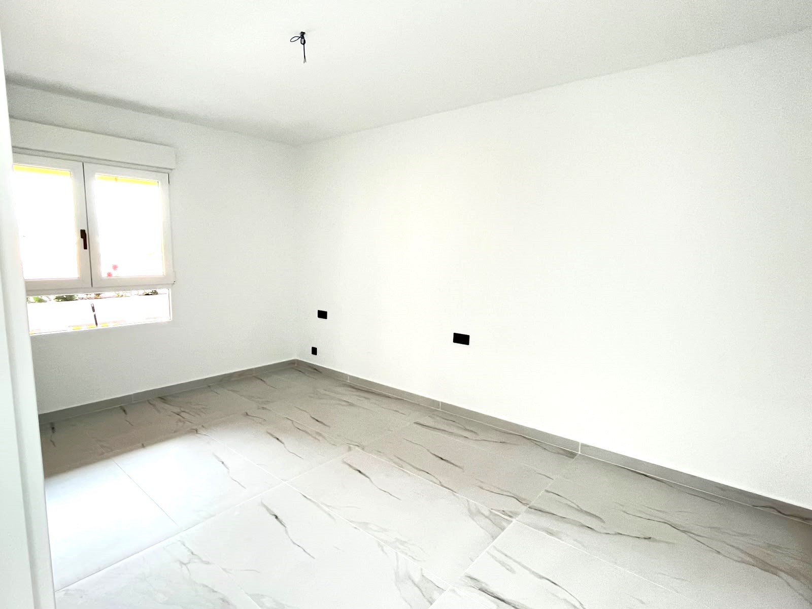 Apartment 3 Bedrooms Petrer with Mount Cid Views and Parking