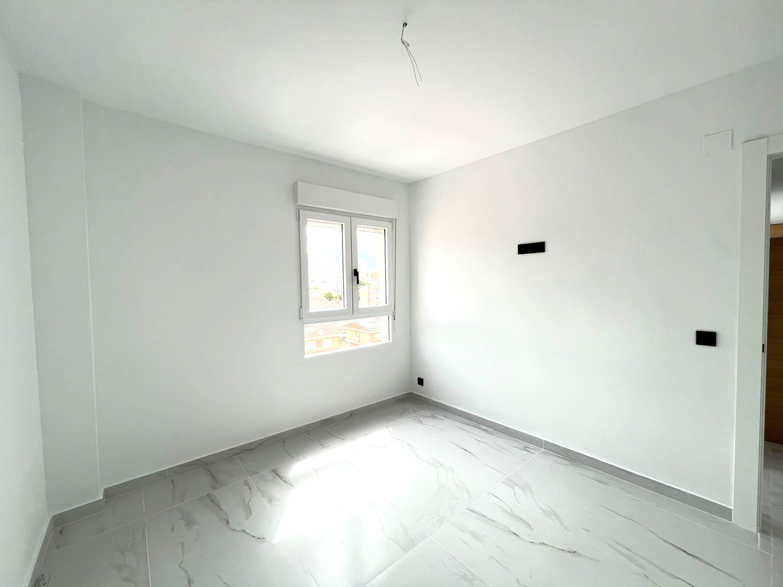 Apartment 3 Bedrooms Petrer with Mount Cid Views and Parking