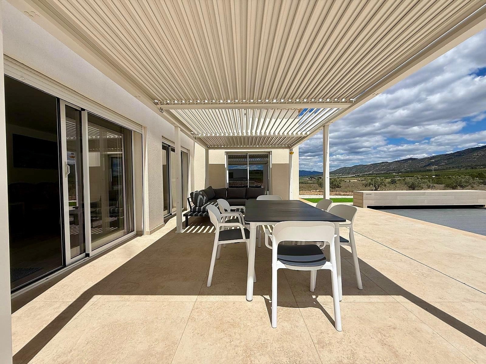 Villa with 3 Bedrooms and Pool in Salinas, Alicante