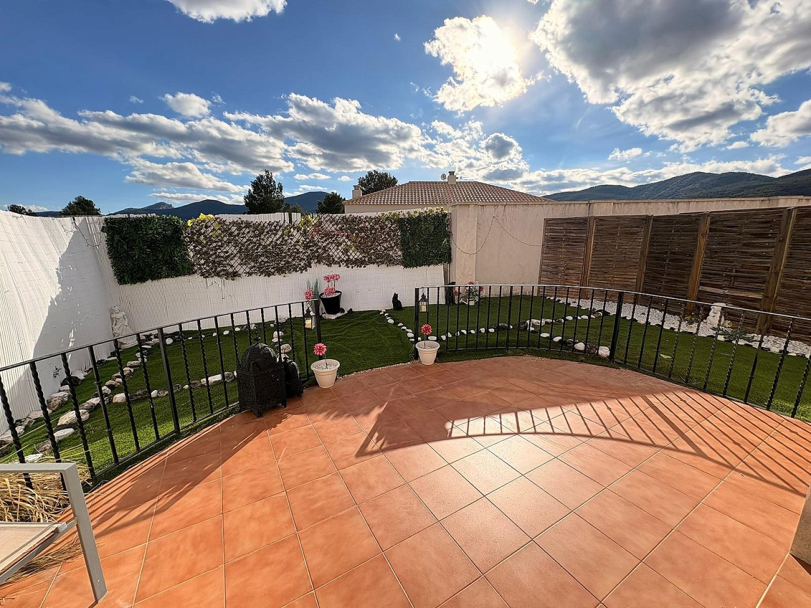 Villa, 8 Slaapkamers, Castalla, Ruim Perceel Met Zwembad
