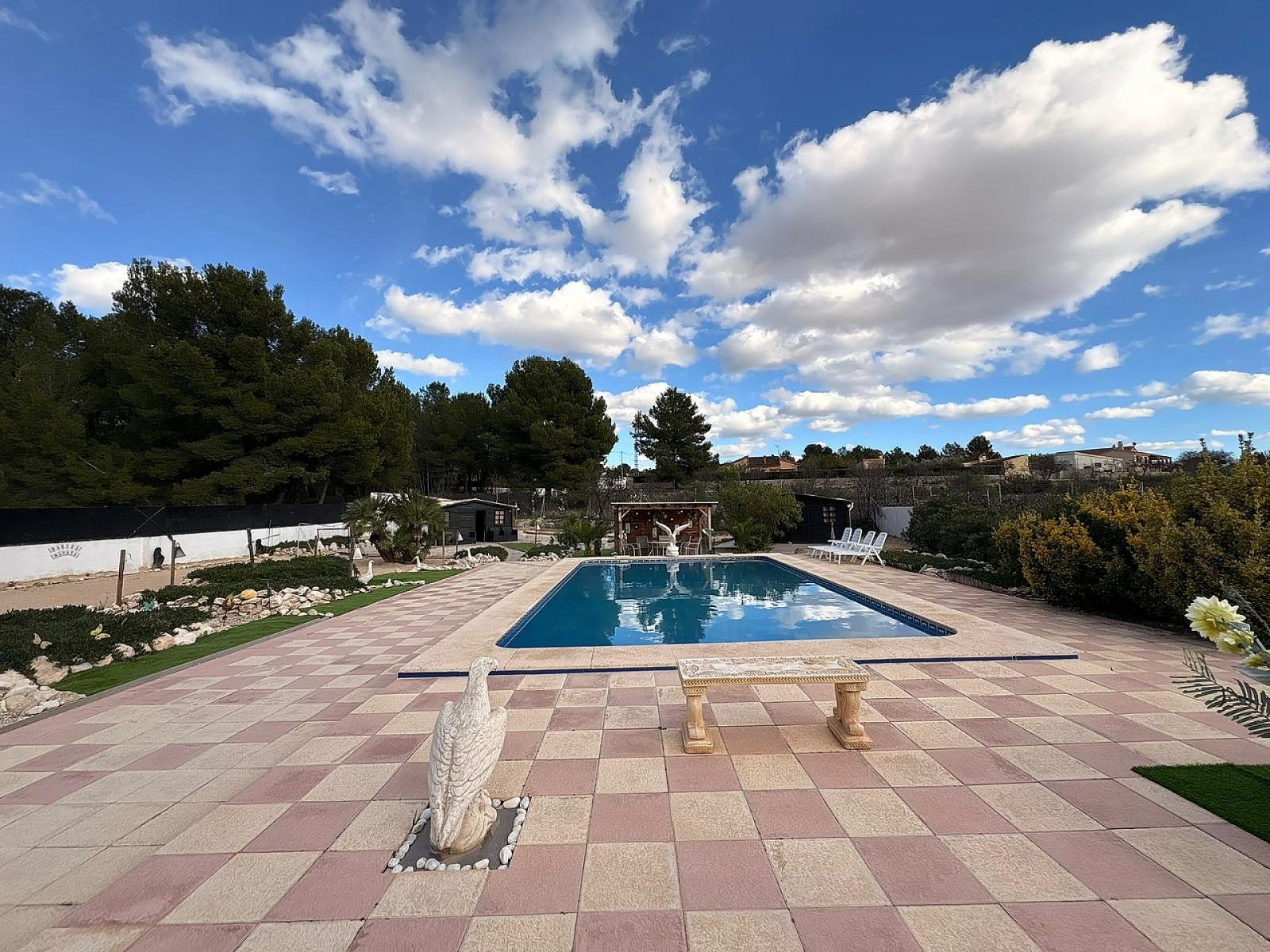 Villa, 8 Slaapkamers, Castalla, Ruim Perceel Met Zwembad