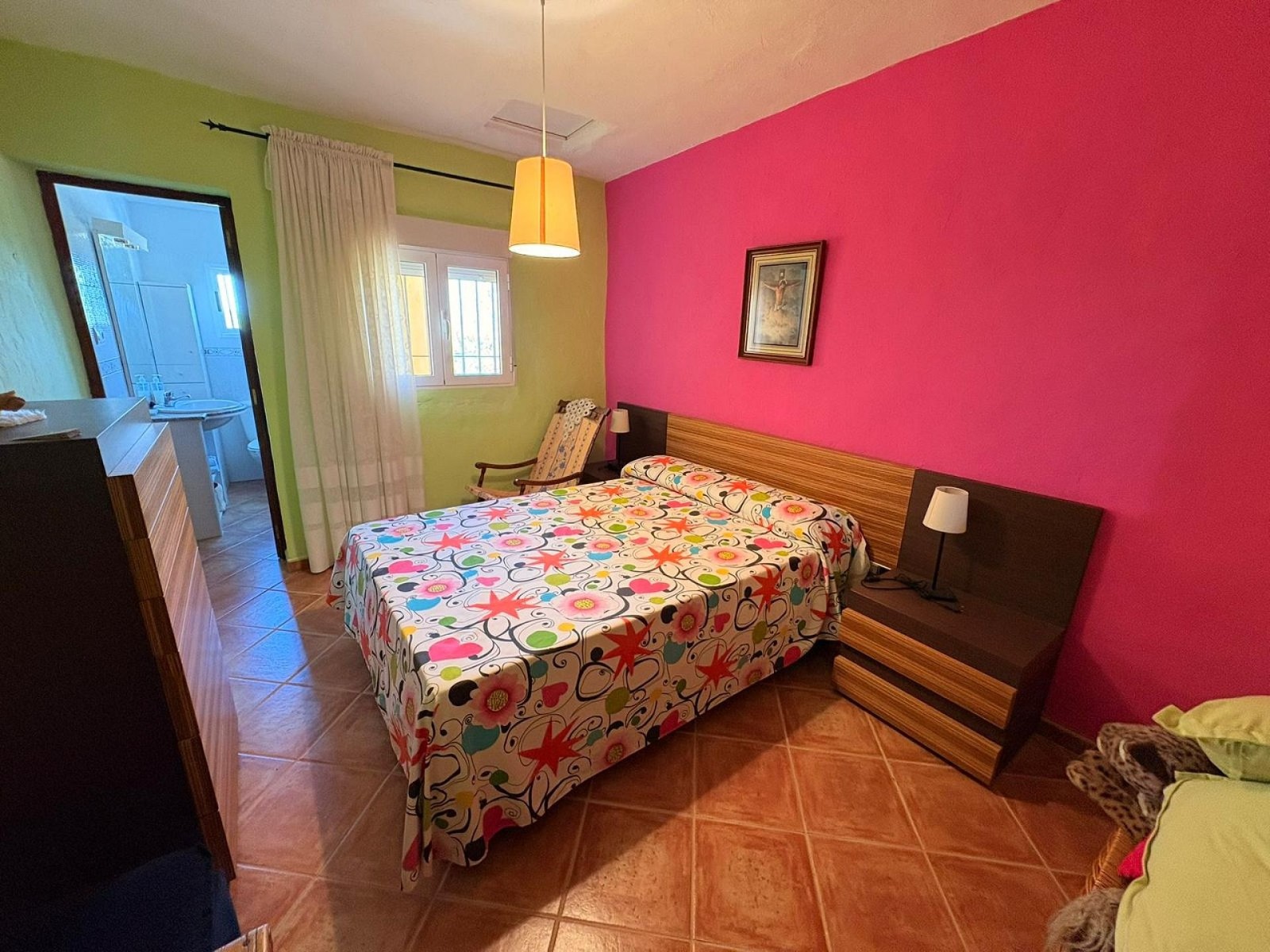 Villa with 3 Bedrooms and 4 Bathrooms in Yecla with Garden