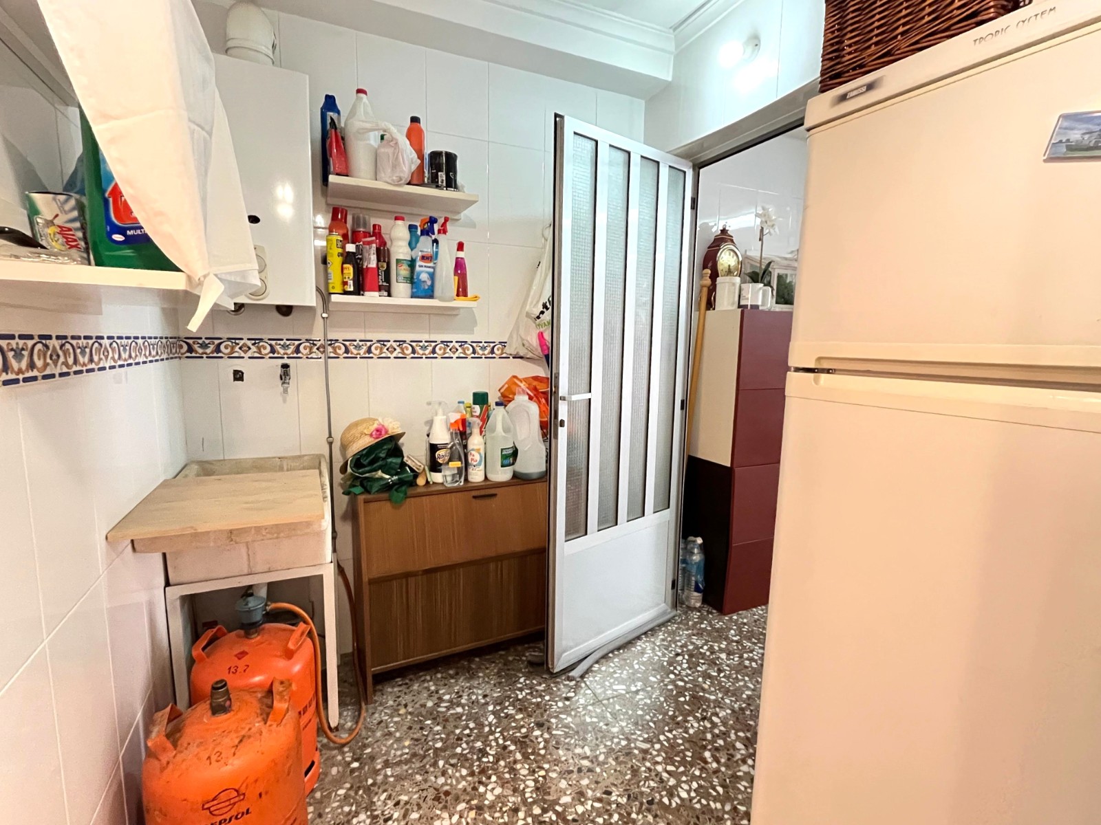 Rijwoning met 2 Slaapkamers in Salinas, Alicante met Open Haard